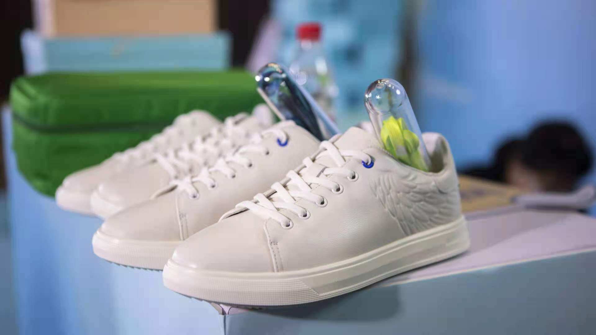 一起潮前走——康奈集团举行品牌焕新暨国潮飞羽鞋发布仪式